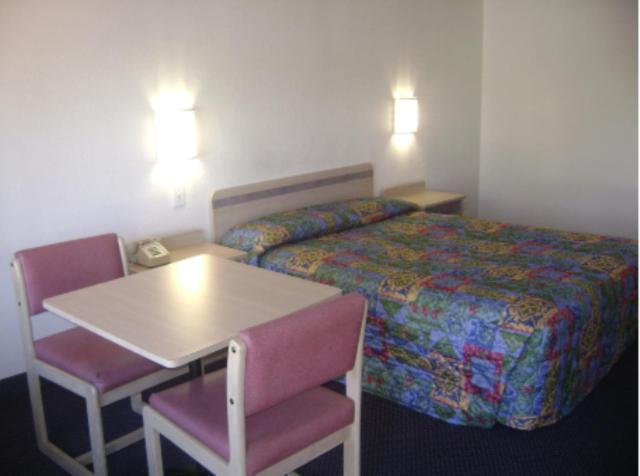 Motel Beechmont Cincinnati South-East Cherry Grove Room photo
